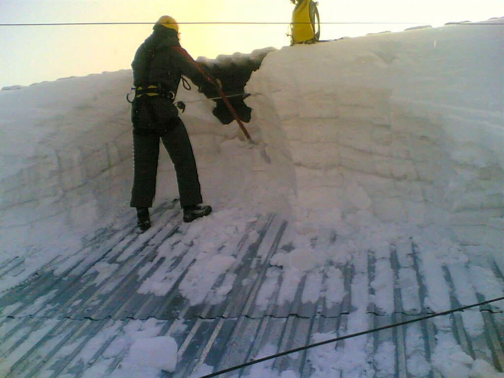 Уборка снега цена в Реутове